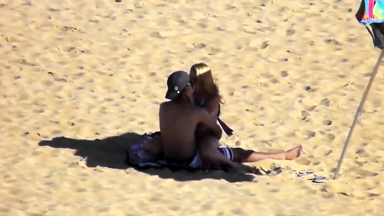 Voyeur Finds A Horny Amateur Couple Having Sex On The Beach Video at Porn photo